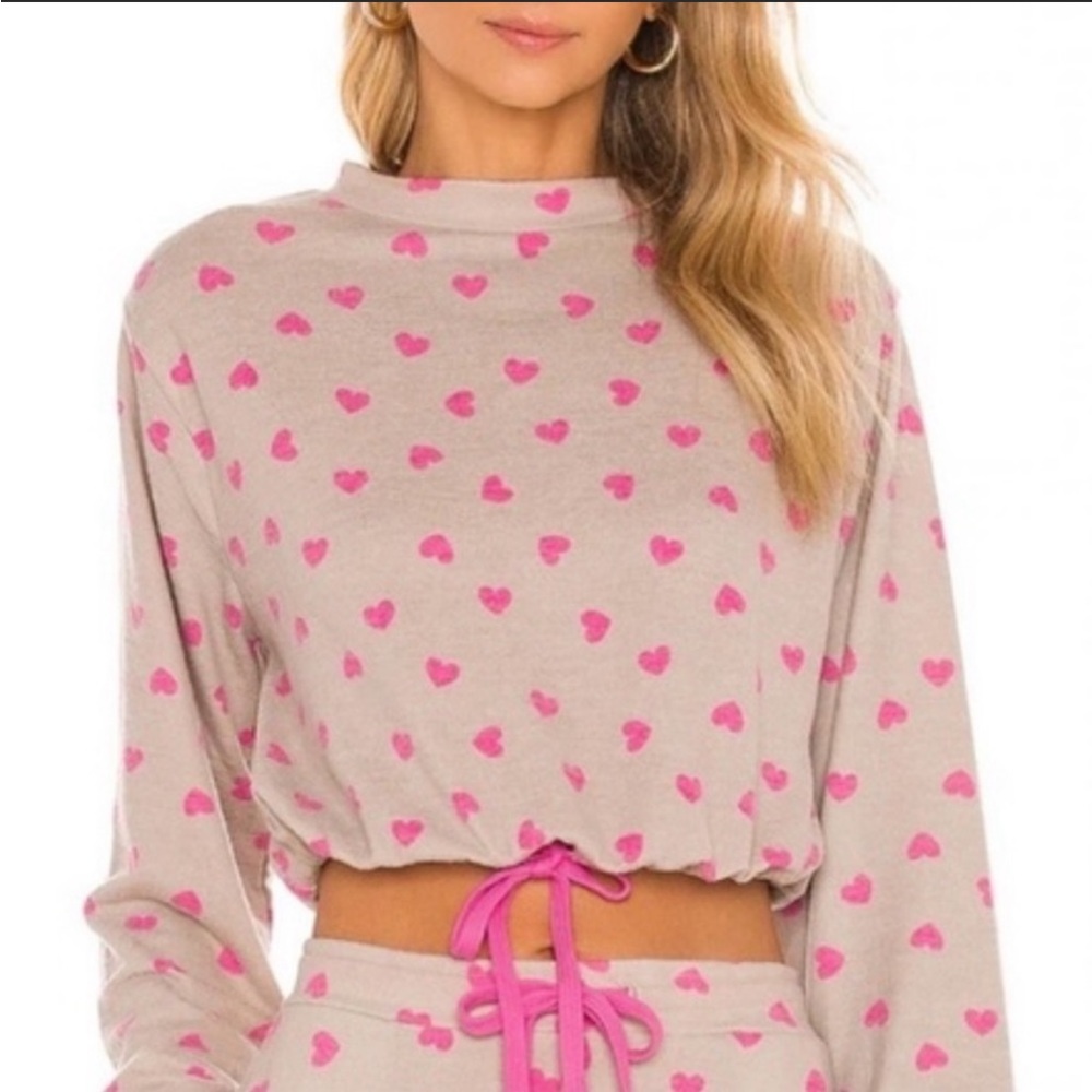 NWOT Beach Riot heart sweatshirt